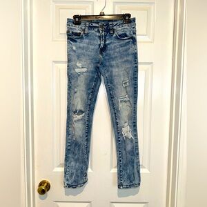 American Eagle Stonewashed Skinny Jeans. Size 26x28
